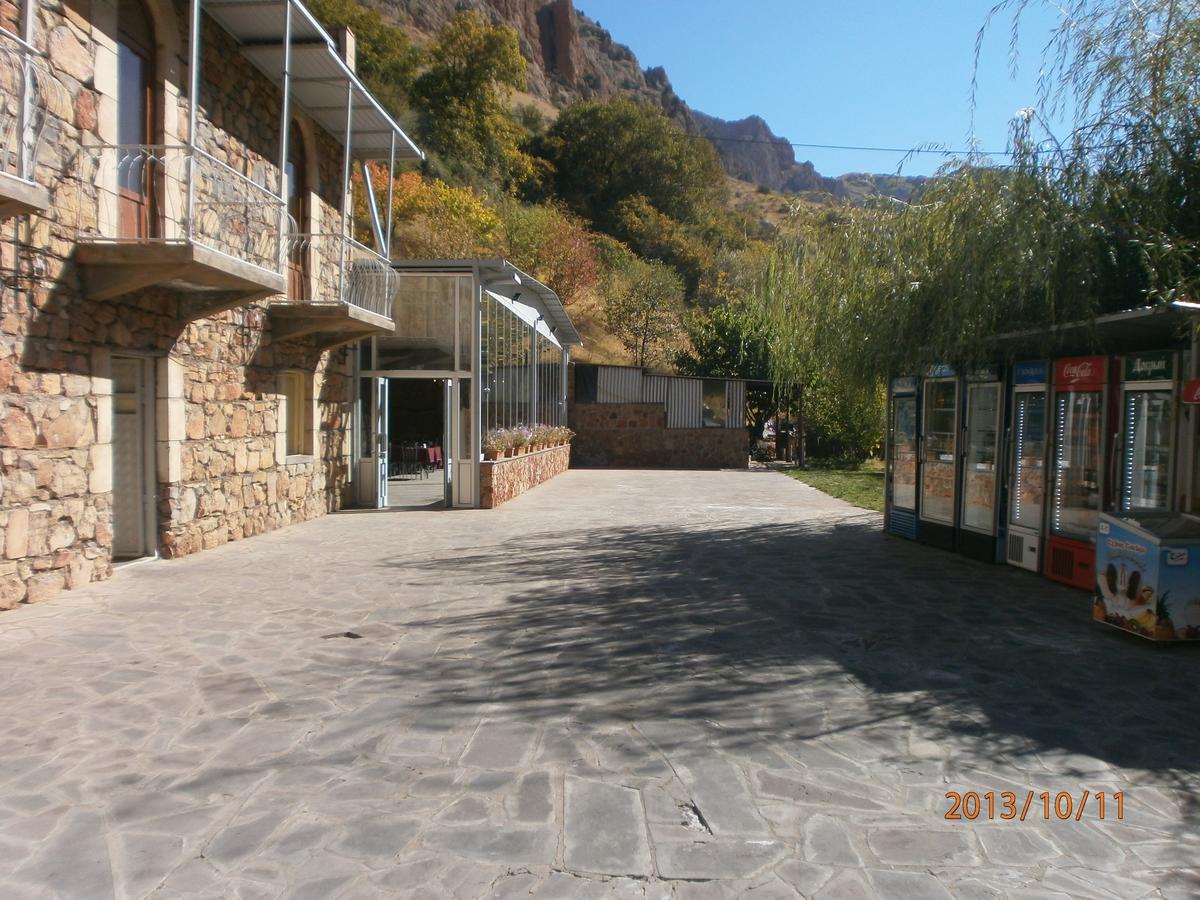 Noravank'S Hotel Areni Εξωτερικό φωτογραφία
