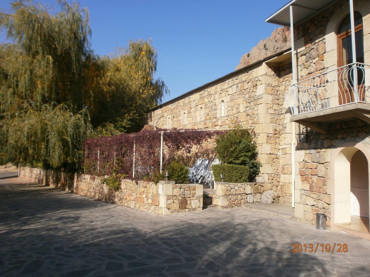 Noravank'S Hotel Areni Εξωτερικό φωτογραφία